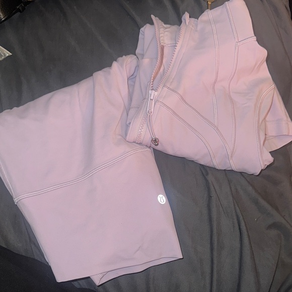 Lululemon Lavender Leggings and Jacket Set. - Picture 5 of 6
